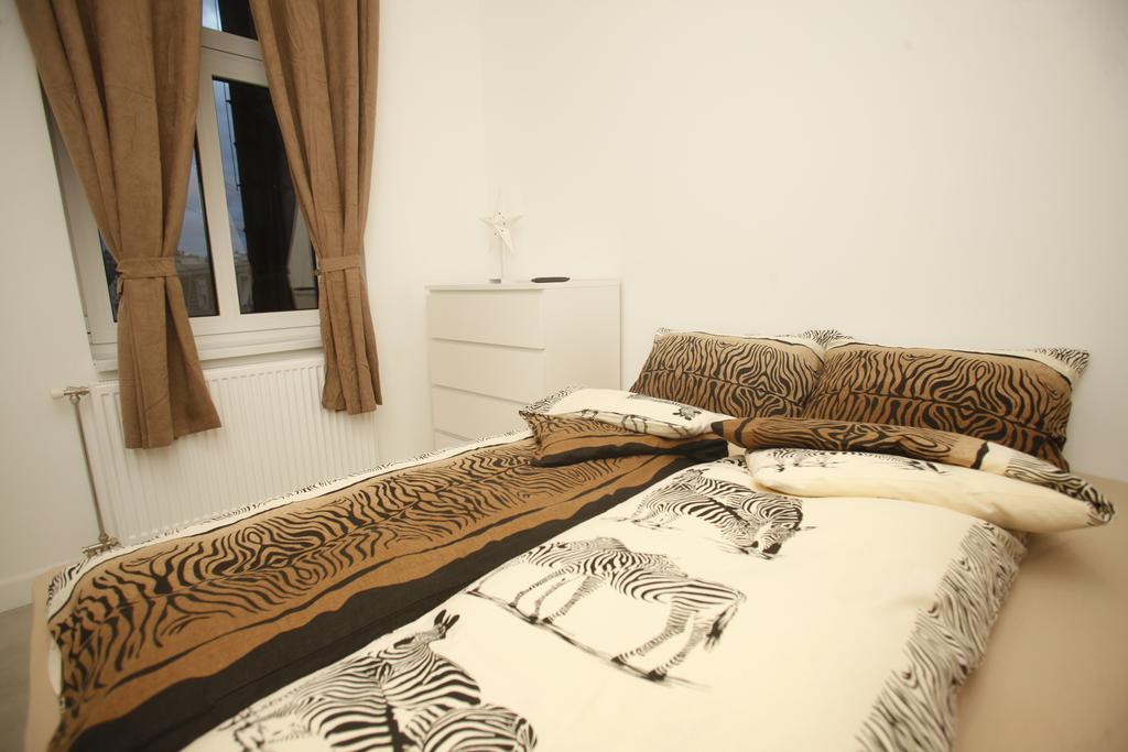 Tramvaj Apartments Beograd Bagian luar foto