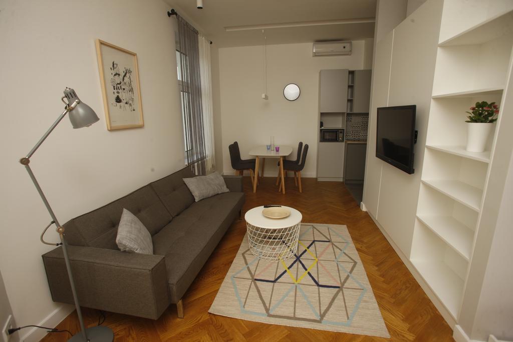 Tramvaj Apartments Beograd Bagian luar foto